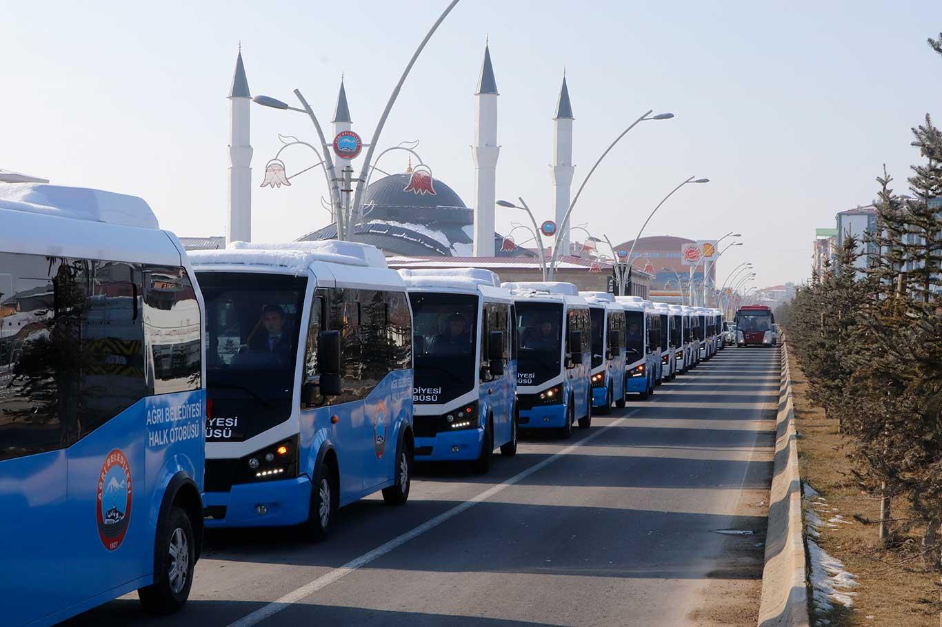 "Halk otobüsleri" halka tanıtıldı